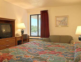 Motel Super 8 By Wyndham Sun Prairie/madison E Sun Prairie